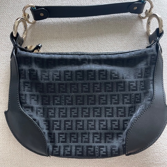 Fendi handbag - Picture 2 of 3